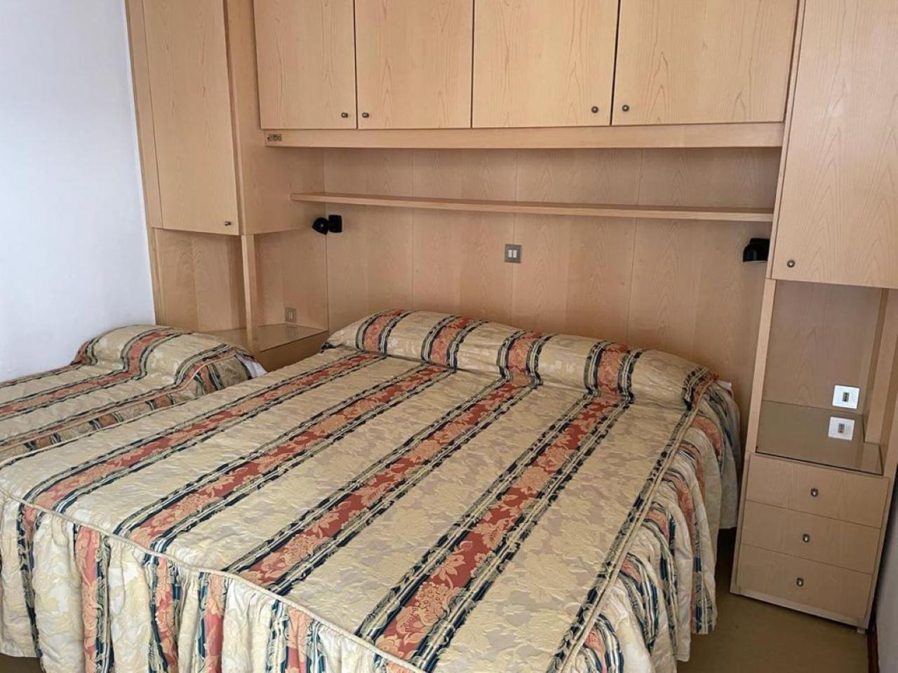 Hotel Stiefel Линяно Сабиадоро Стая снимка