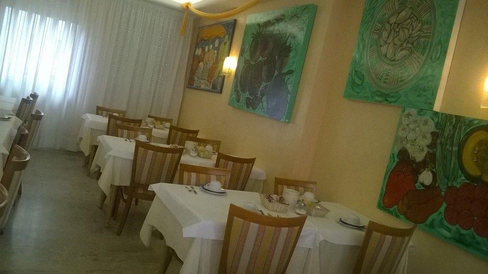 Hotel Stiefel Линяно Сабиадоро Екстериор снимка