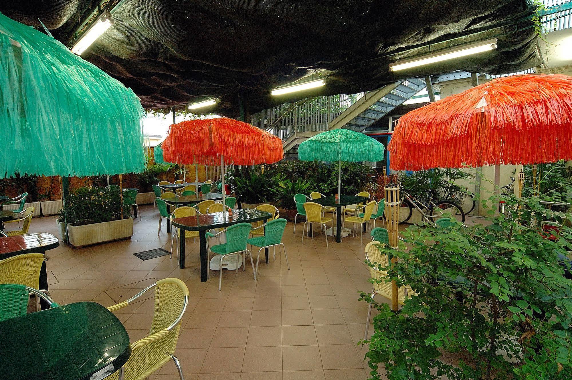 Hotel Stiefel Линяно Сабиадоро Екстериор снимка